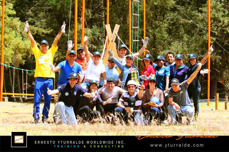 Talleres de Cuerdas y el protocolo del Reto Por Opcin - Challenge By Choice, talleres vivenciales con el respaldo de Ernesto Yturralde Worldwide Inc. (Team Building / Outdoor Training )